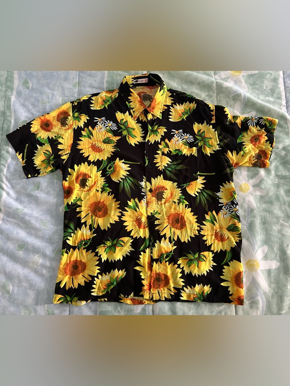 Black Cat XL Sunflower & Daisy Button Up Blouse Camp Shirt